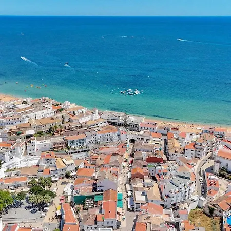 Downtown G - 150m From The Апартаменти Албуфейра