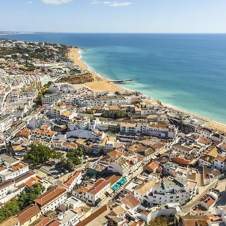 Apartment Downtown G - 150m From The Albufeira