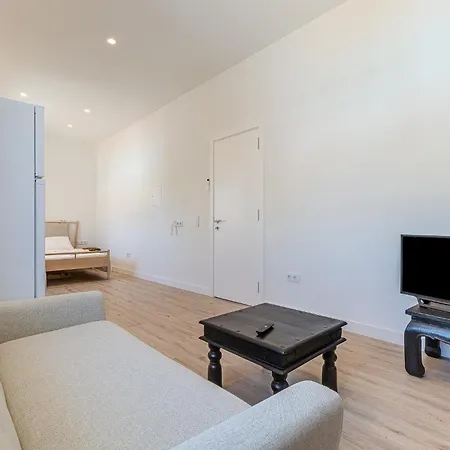 Downtown G - 150m From The * Албуфейра