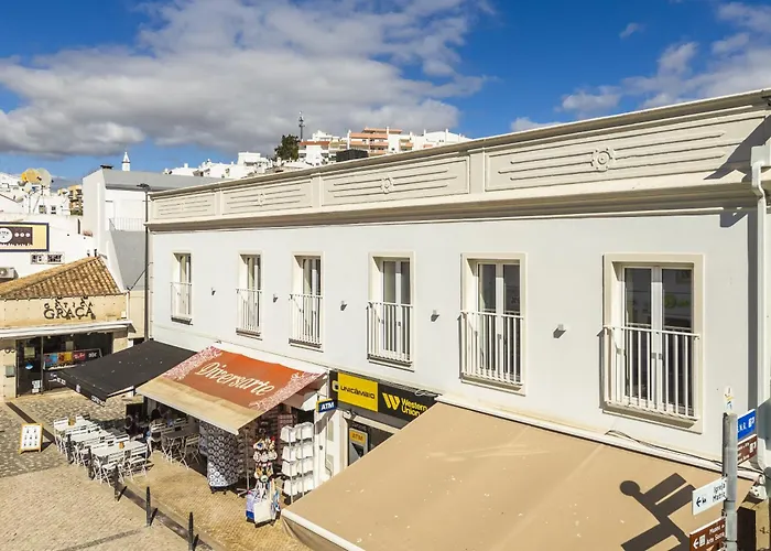 Апартаменти Downtown G - 150m From The *